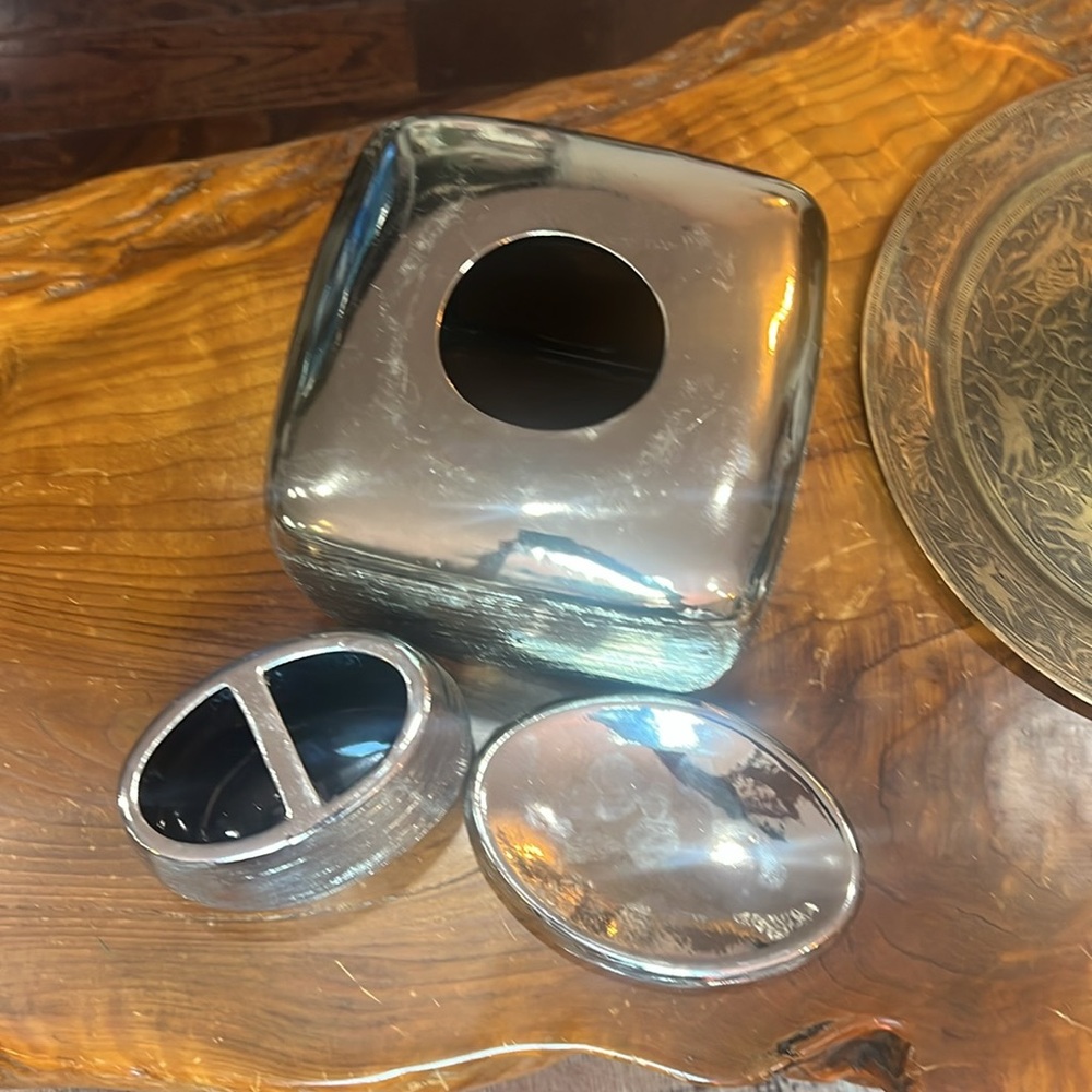 🤍 bathroom accessory set - Picture 2 of 2